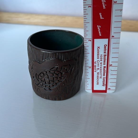 Mohawk Pottery Vase Geometric Design Turtle and Dove 1970s turquoise interior - Picture 7 of 9